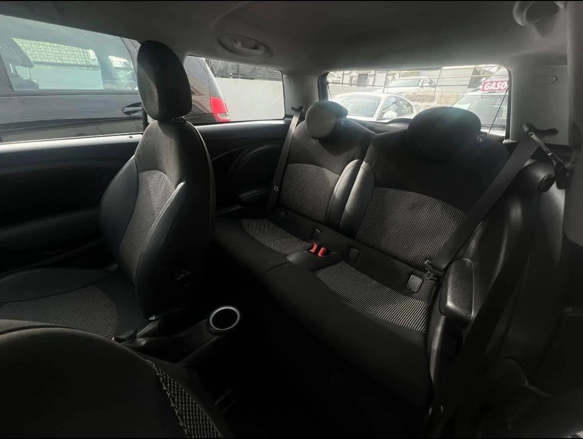 MINI 3 Portas One D 12