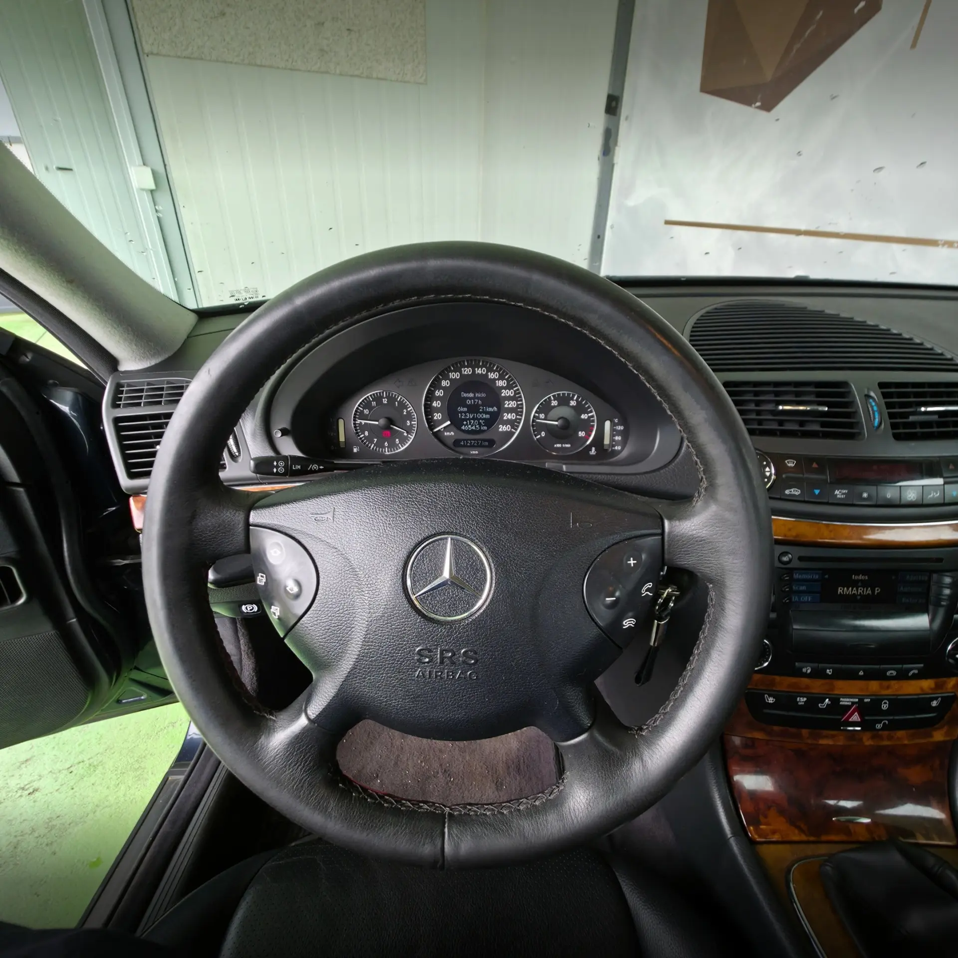 Mercedes-Benz E 220 CDi Elegance 14