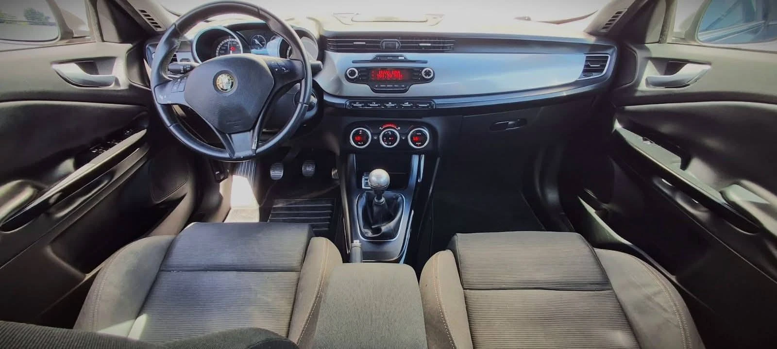 Alfa Romeo Giulietta 1.6 JTDm Distinctive 7