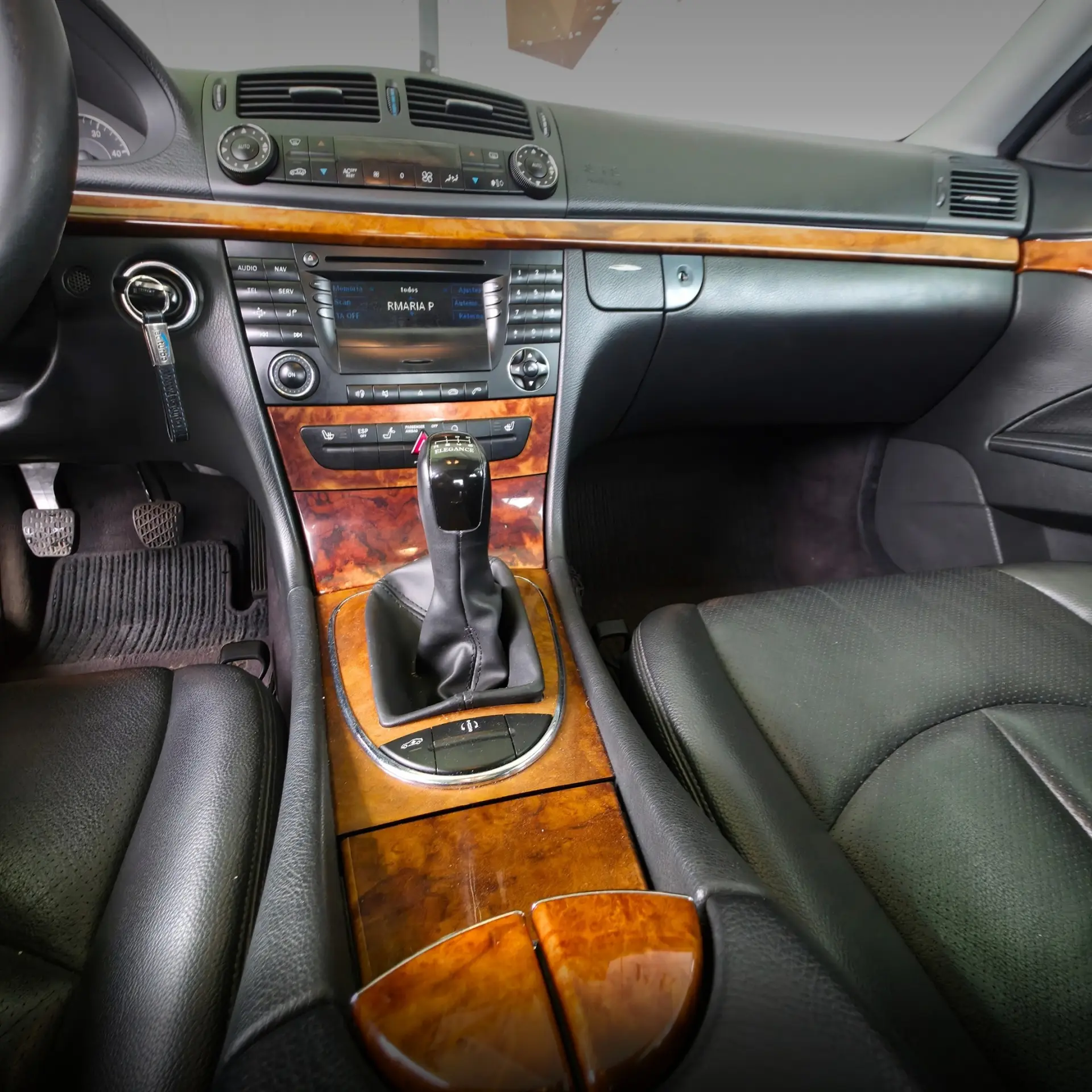 Mercedes-Benz E 220 CDi Elegance 15