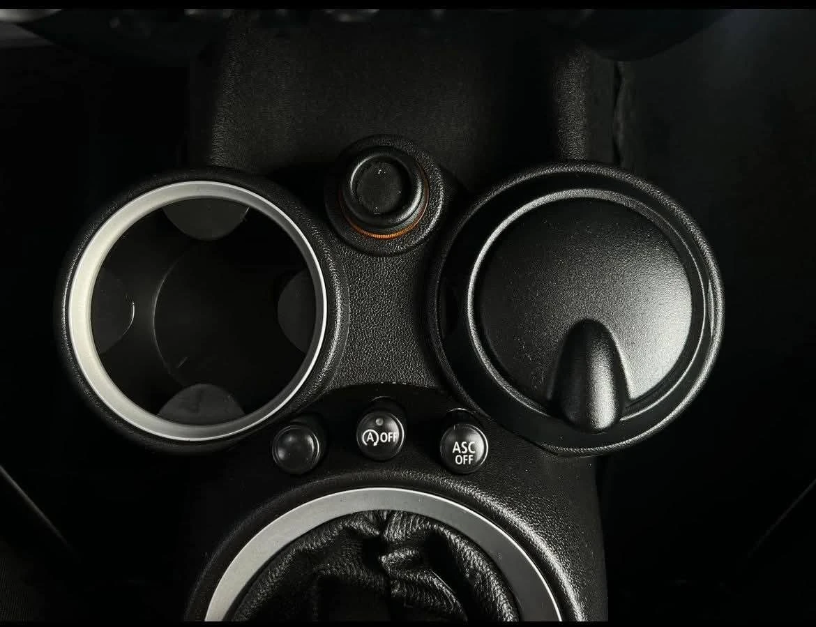 MINI 3 Portas One D 11