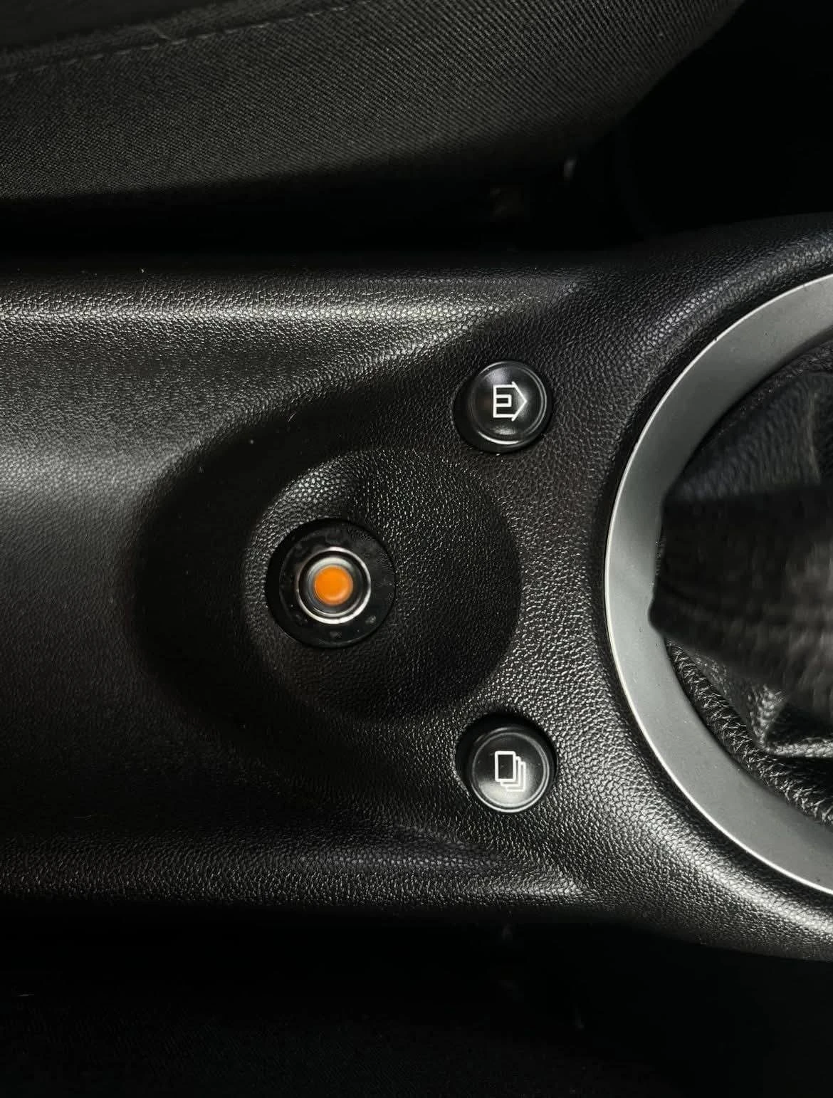 MINI 3 Portas One D 9