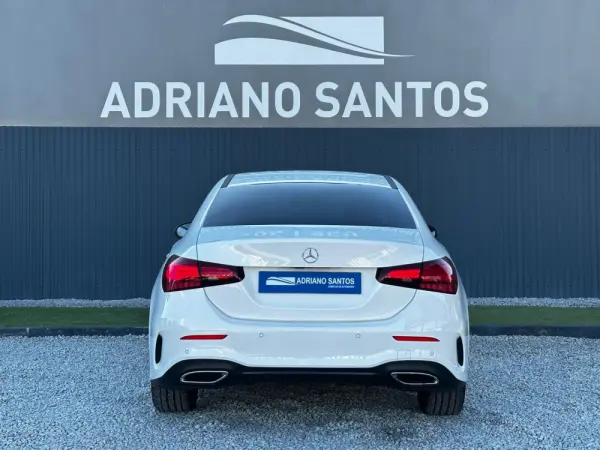 Mercedes-Benz A 180 Limousine d AMG Line Aut. 5