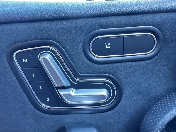 Mercedes-Benz A 180 Limousine d AMG Line Aut. 20