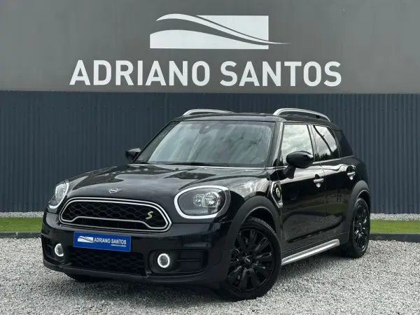 MINI Countryman Cooper SE ALL4 Auto 3