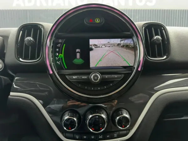 MINI Countryman Cooper SE ALL4 Auto 10