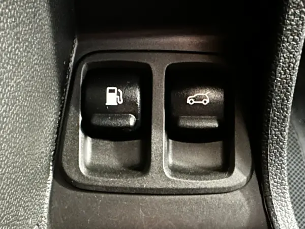 MINI Countryman Cooper SE ALL4 Auto 21