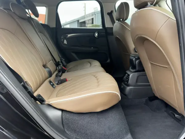 MINI Countryman Cooper SE ALL4 Auto 23