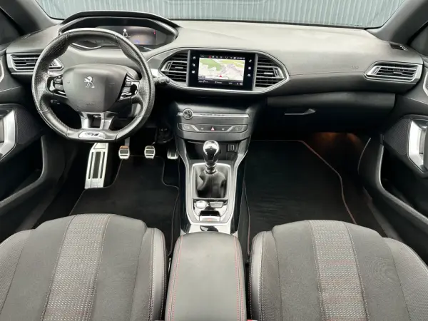 Peugeot 308 SW 1.5 BlueHDi GT Line 7