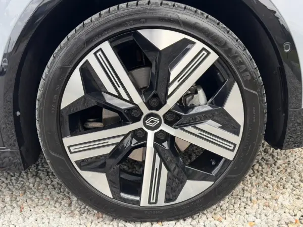 Renault Mégane E-Tech EV60 220hp optimum charge Iconic 7