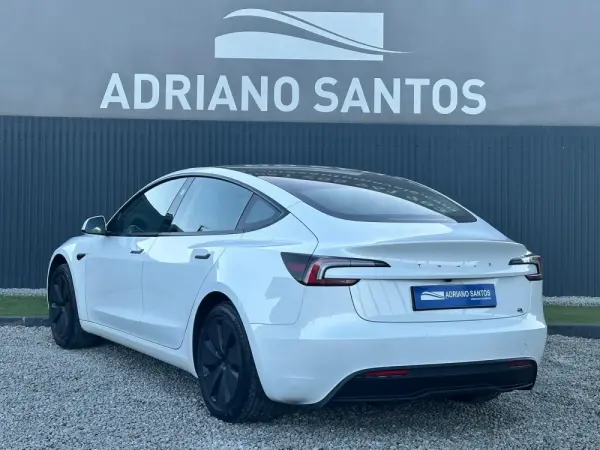 Tesla Model 3 Standard Range RWD Business 4