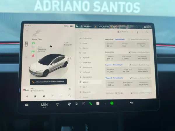 Tesla Model 3 Standard Range RWD Business 12
