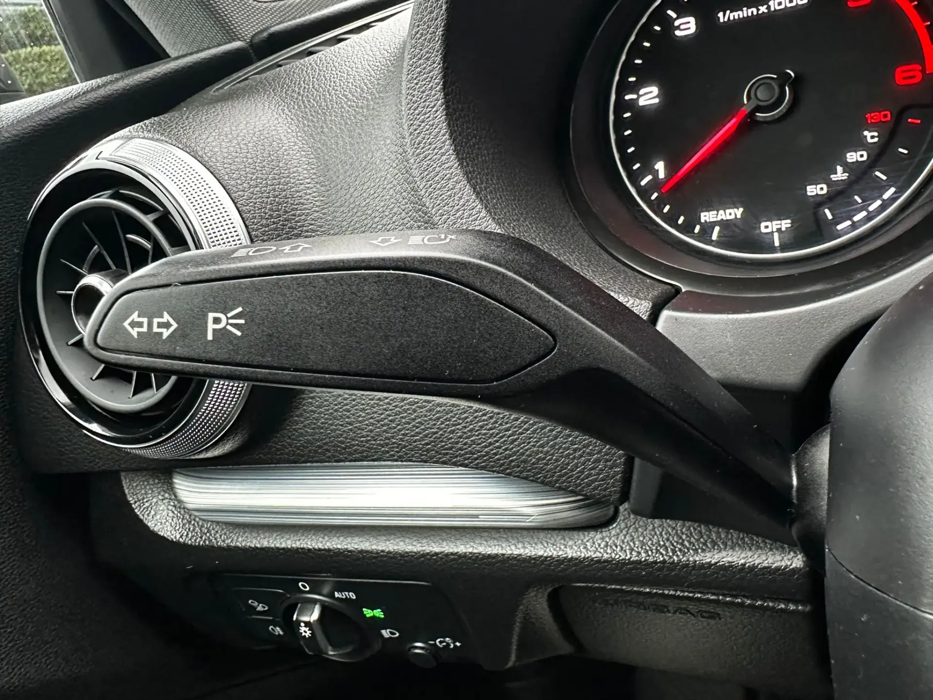 Audi A3 Limousine 1.6 TDI S-line S tronic 16