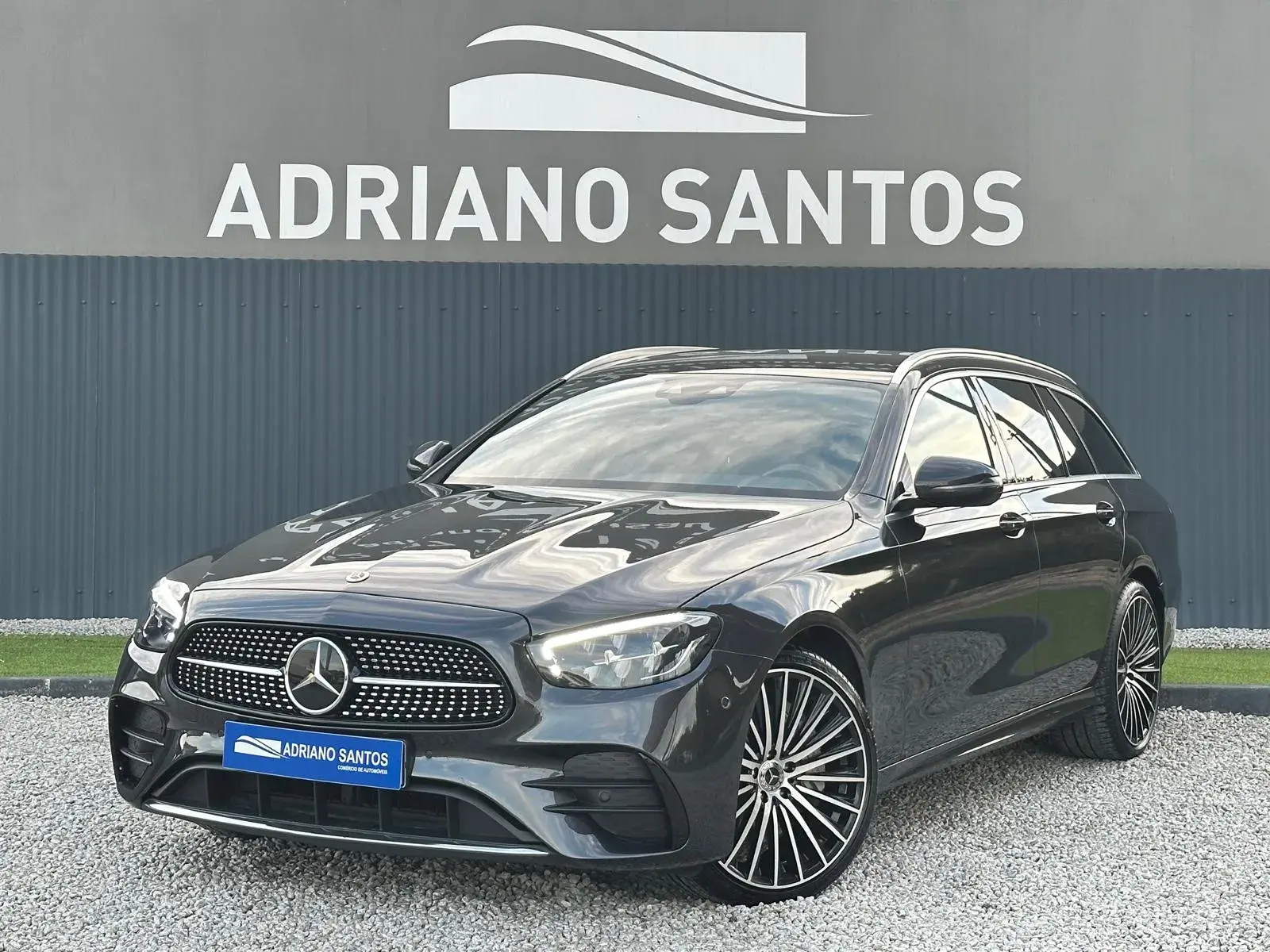 Mercedes-Benz E 300 de AMG Line 3