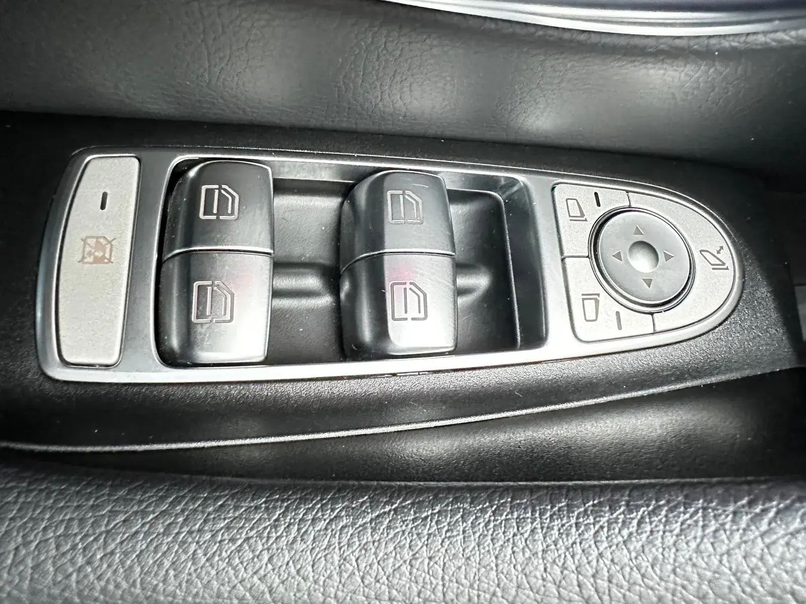 Mercedes-Benz E 300 de AMG Line 21