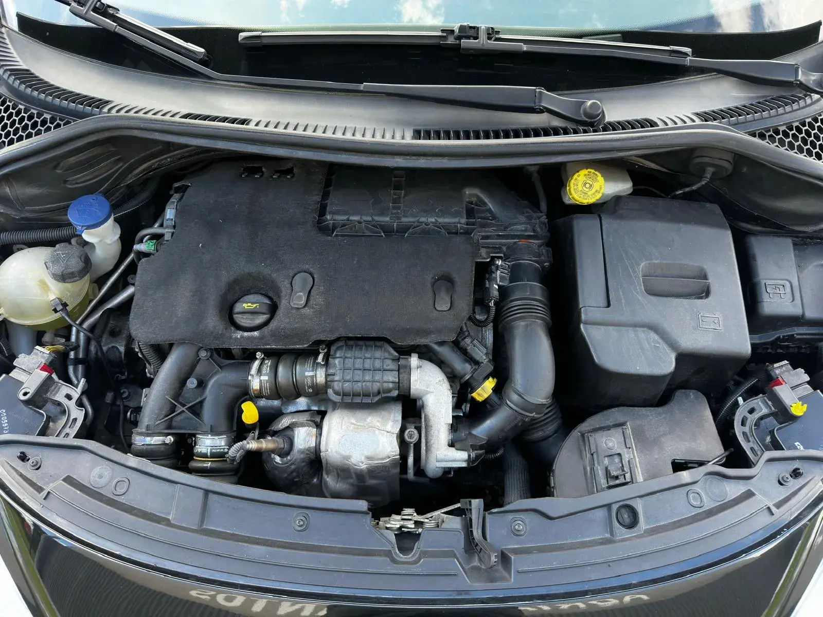 Peugeot 207 1.6 HDi Sport 21