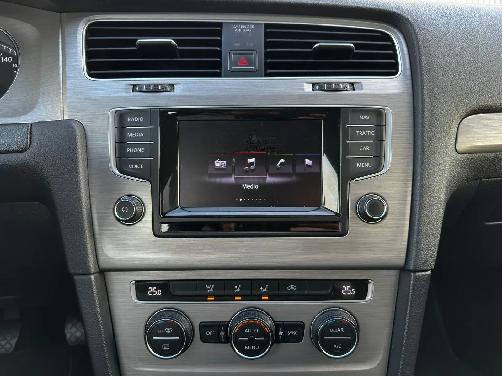 Volkswagen Golf Variant 1.6 TDi Confortline 11