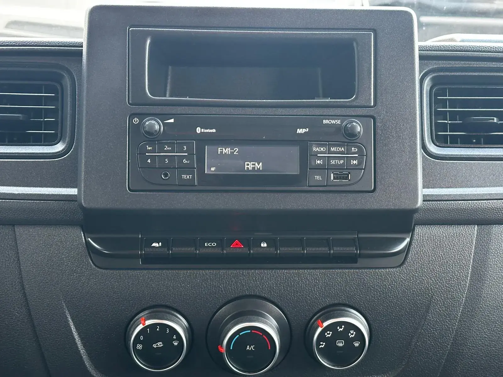 Renault Master L3H1 VA Base 13