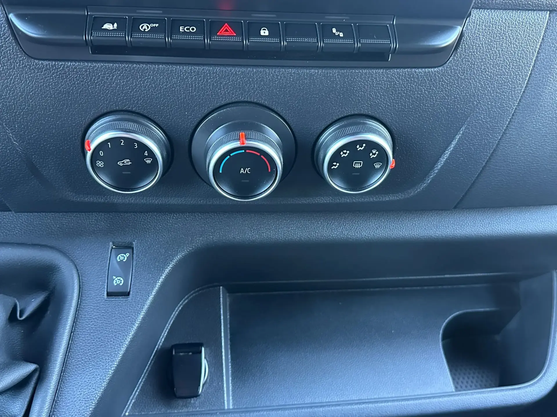 Renault Master Outro 15