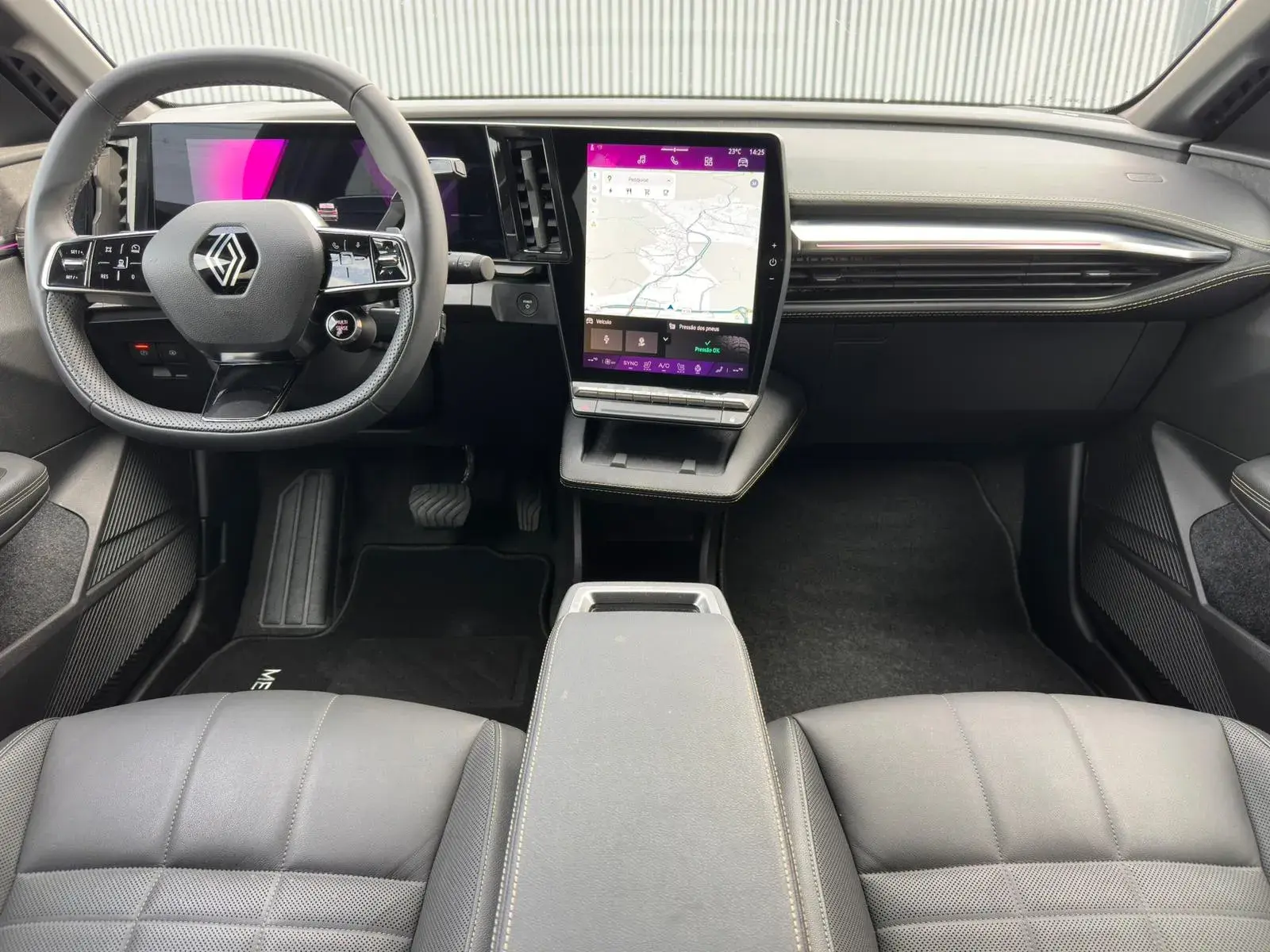 Renault Mégane E-Tech EV60 220hp optimum charge Iconic 11