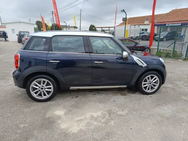 MINI Countryman Cooper D Aut. 6
