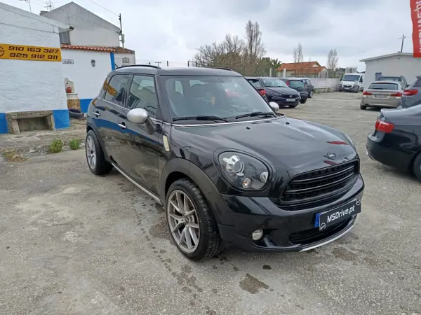 MINI Countryman Cooper D 8