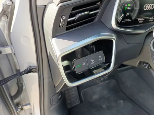 Audi A6 50 TFSIe quattro S tronic 22