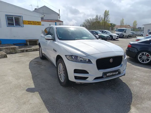 Jaguar F-Pace 2.0 i4D Prestige AWD 7