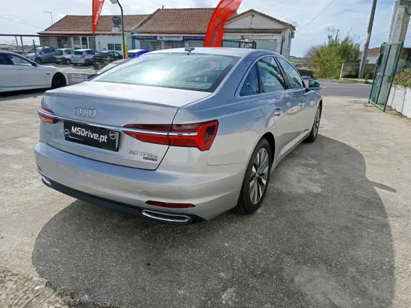 Audi A6 50 TFSIe quattro S tronic 5