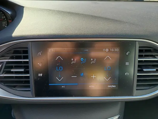 Peugeot 308 1.5 BlueHDi Active 26