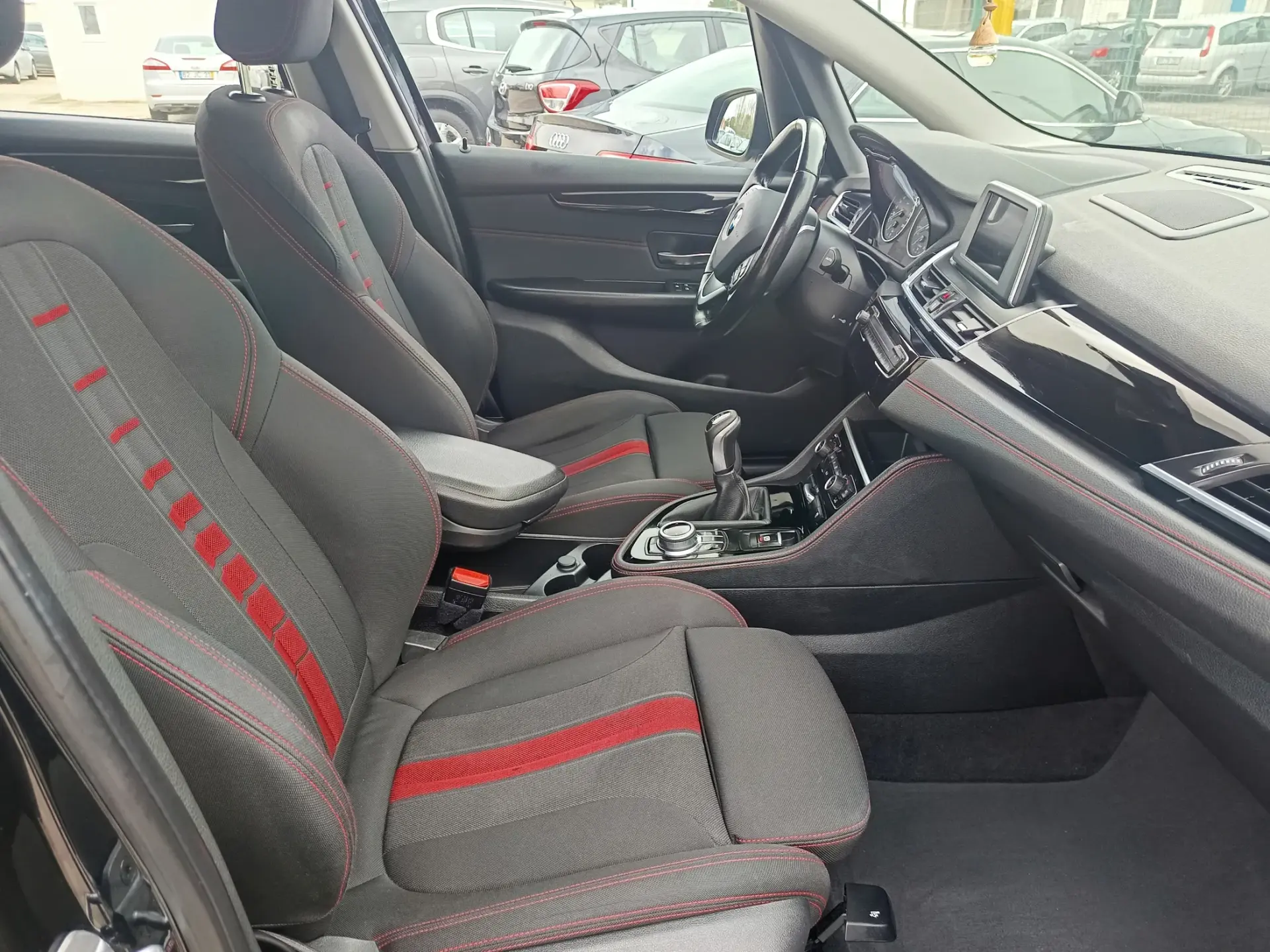 BMW 218 Active Tourer i Sport Line 13