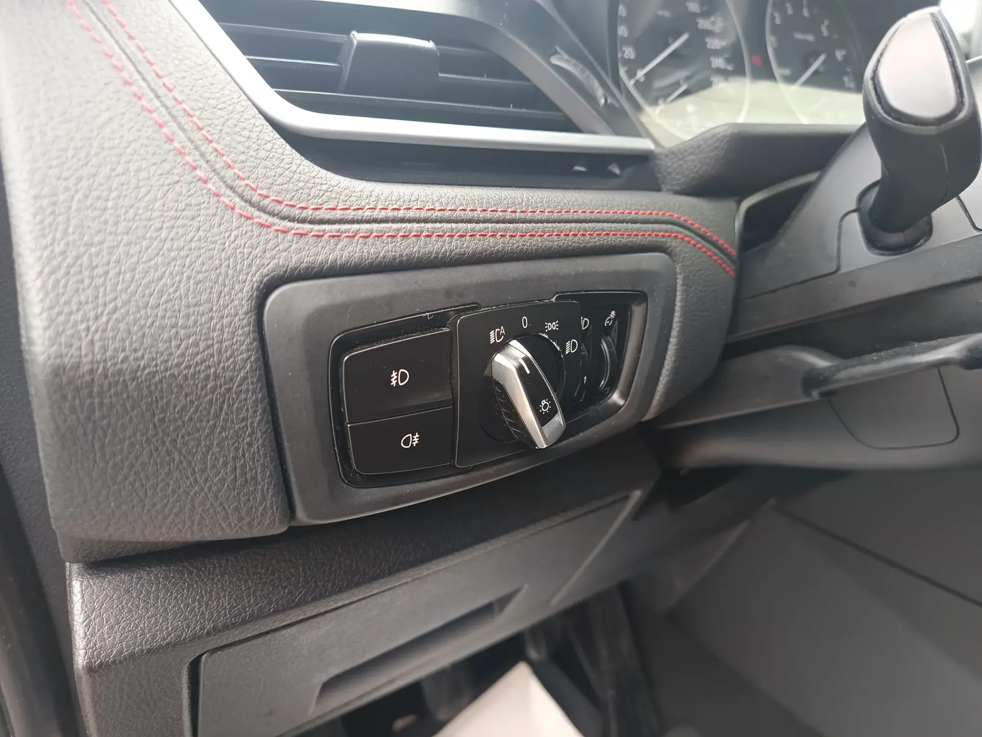 BMW 218 Active Tourer i Sport Line 19