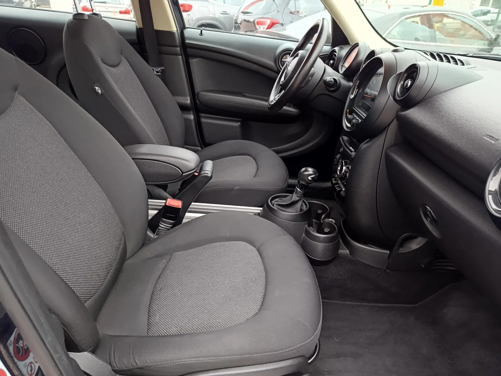 MINI Countryman Cooper D Aut. 13