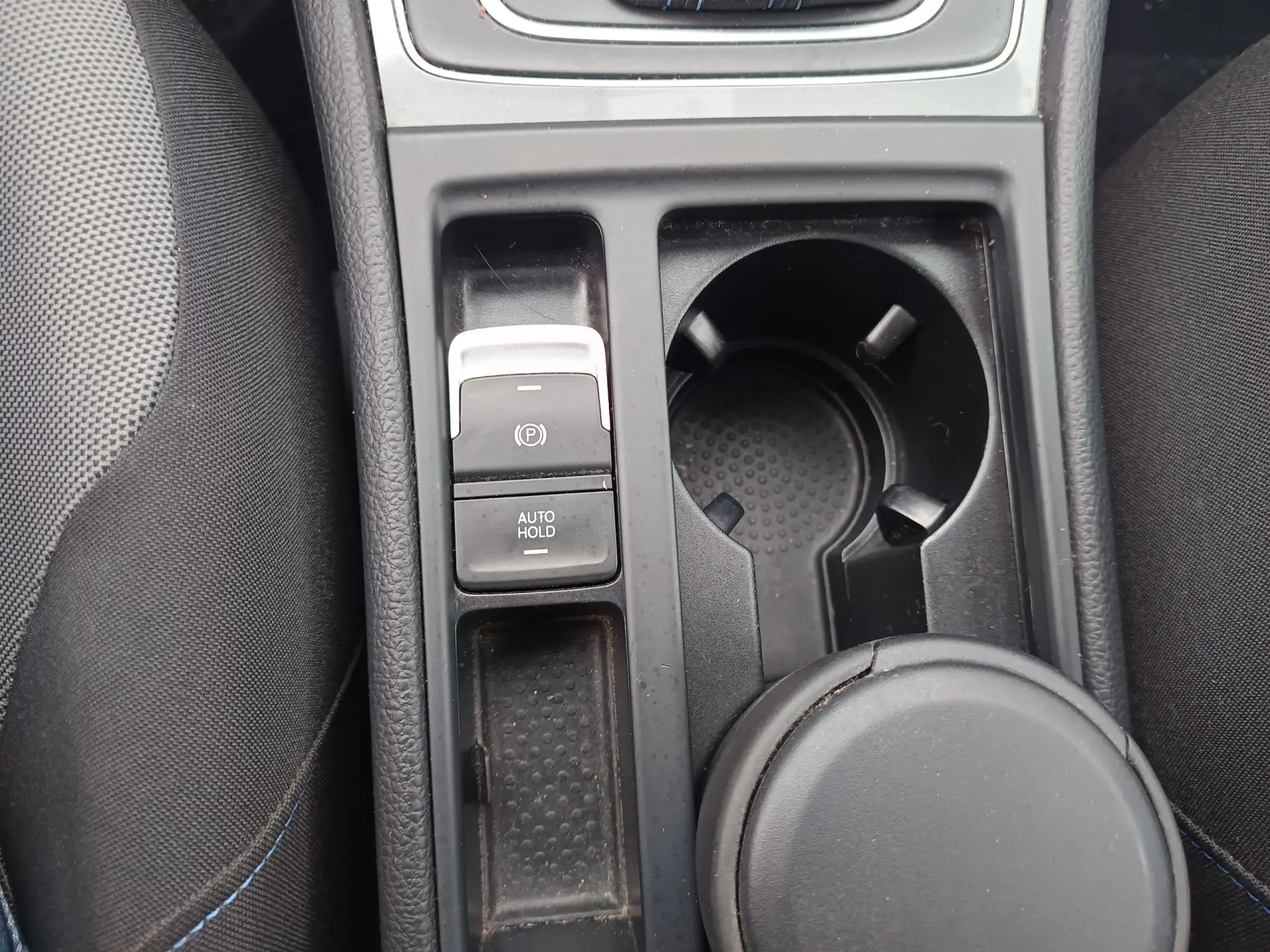 Volkswagen e-Golf AC/DC 27