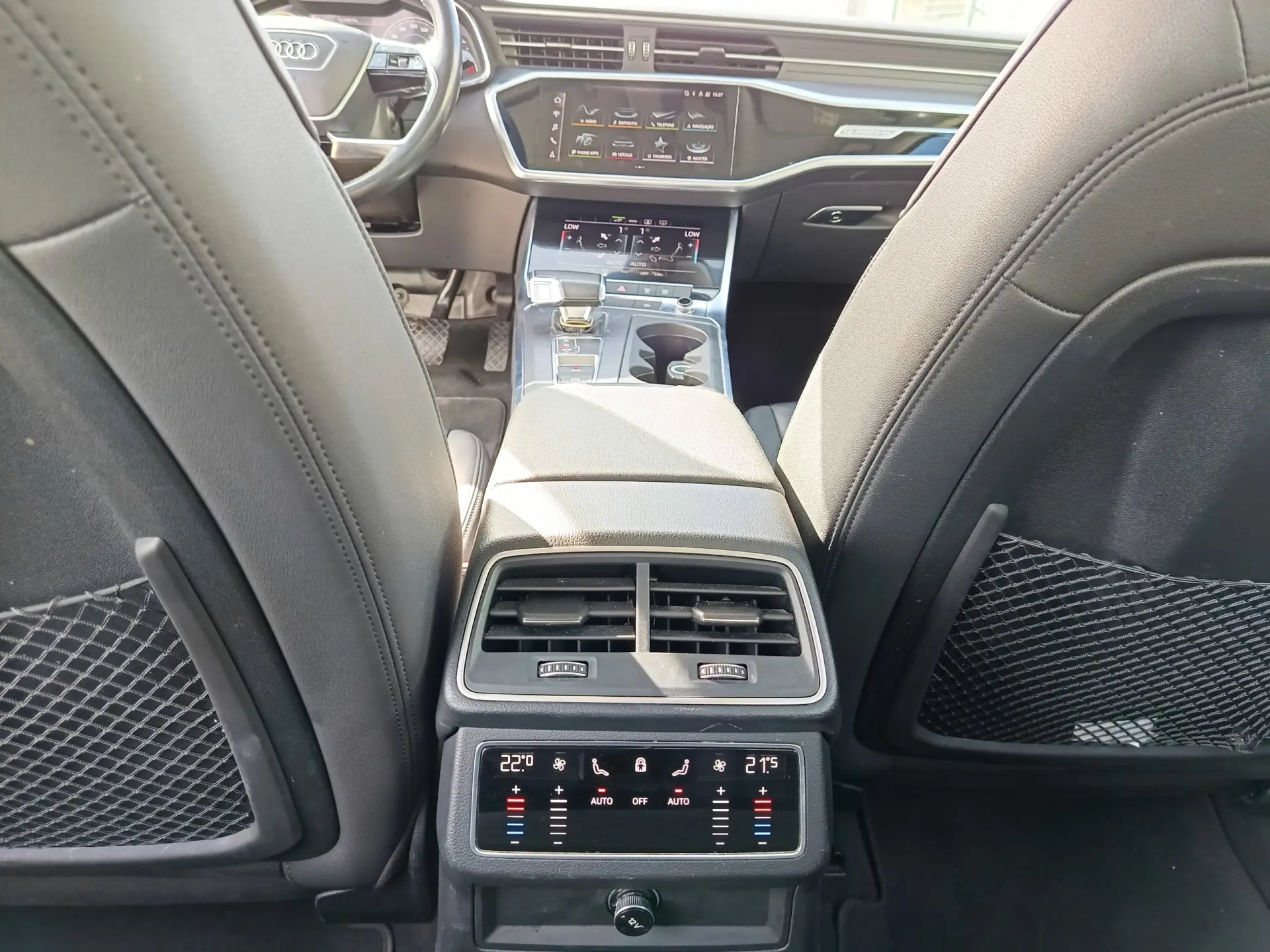 Audi A6 50 TFSIe quattro S tronic 29