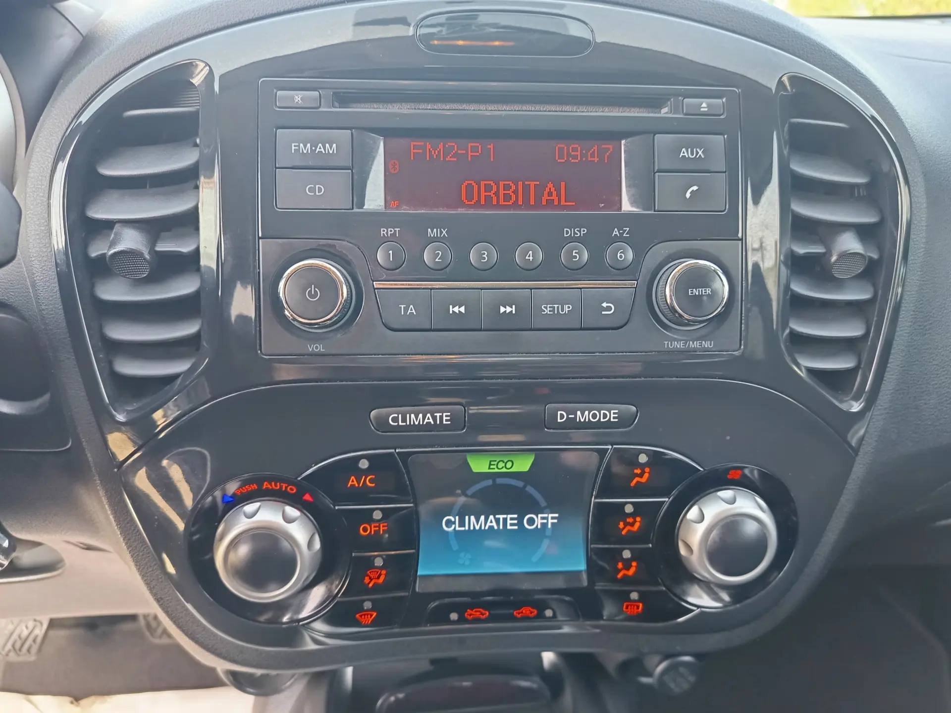 Nissan Juke 1.5 dCi N-Connecta P.Ext.1 Black Tokyo 22