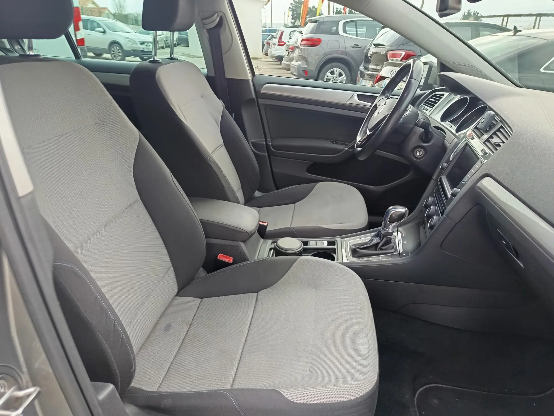 Volkswagen e-Golf AC/DC 14