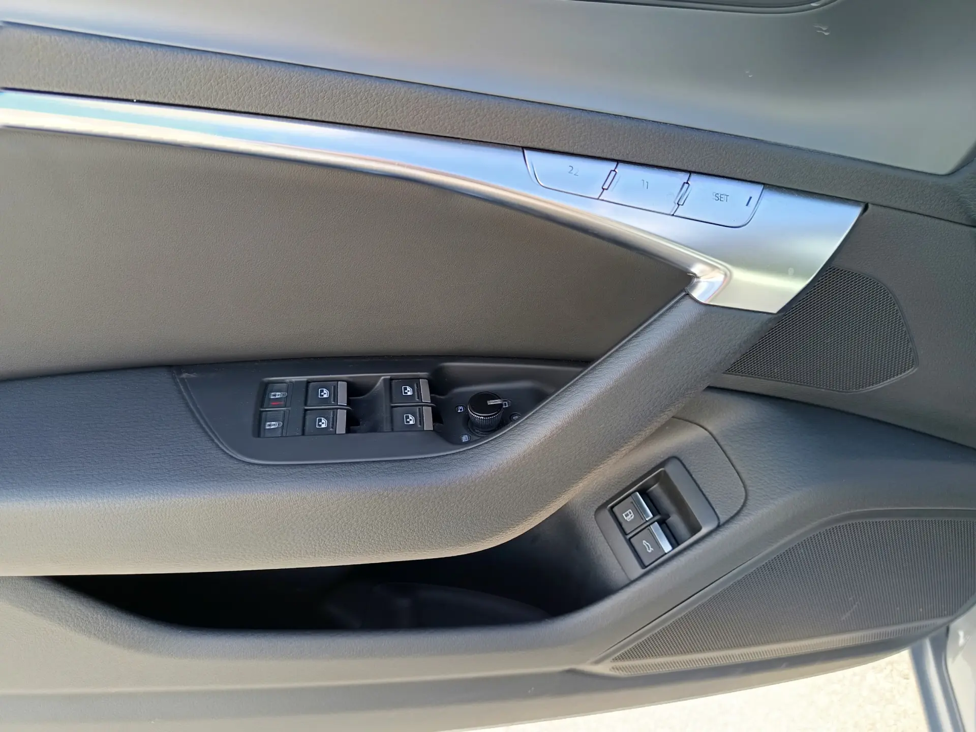 Audi A6 50 TFSIe quattro S tronic 21