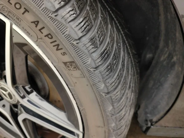 Mercedes-Benz A 250 A250E 13