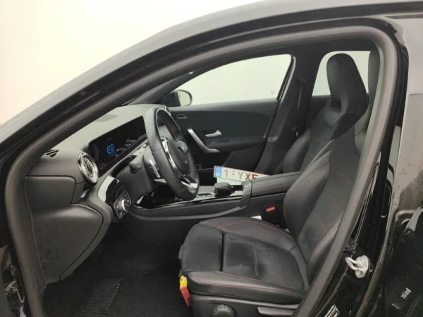 Mercedes-Benz A 250 A250E 3