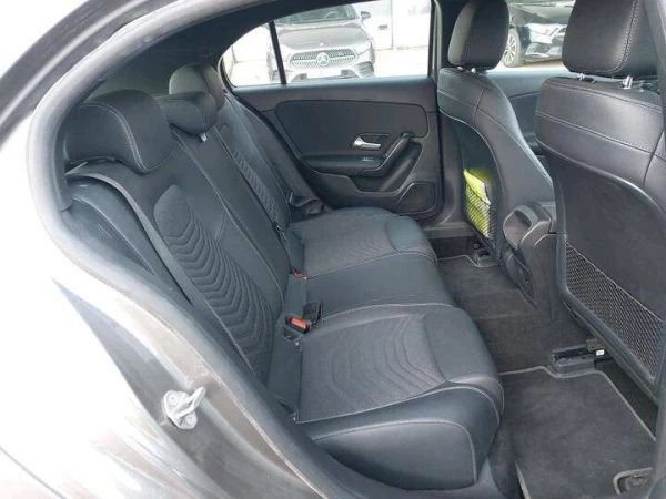 Mercedes-Benz A 250 A 250e Hybrid Aut. LED-Xenon Widescreen Navi 1/2 Sport-Leather KeylessGo Camera Klima PDC ... 10