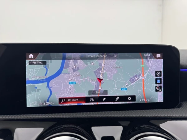 Mercedes-Benz A 250 E AMG 9