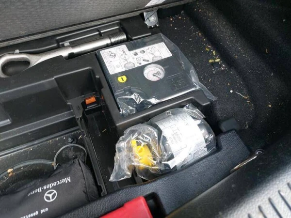 Mercedes-Benz A 250 A 250e Hybrid Aut. LED-Xenon Widescreen Navi 1/2 Sport-Leather KeylessGo Camera Klima PDC ... 12