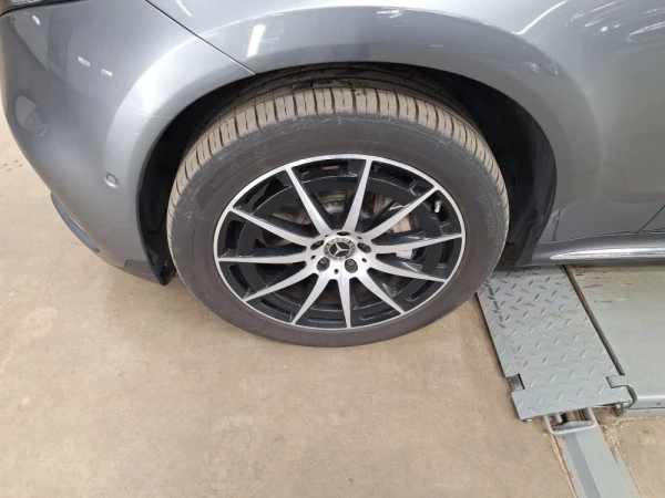 Mercedes-Benz EQC 400 4MATIC AMG 21