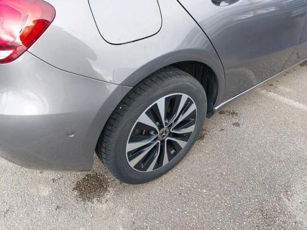 Mercedes-Benz A 250 A 250e Hybrid Aut. LED-Xenon Widescreen Navi 1/2 Sport-Leather KeylessGo Camera Klima PDC ... 15