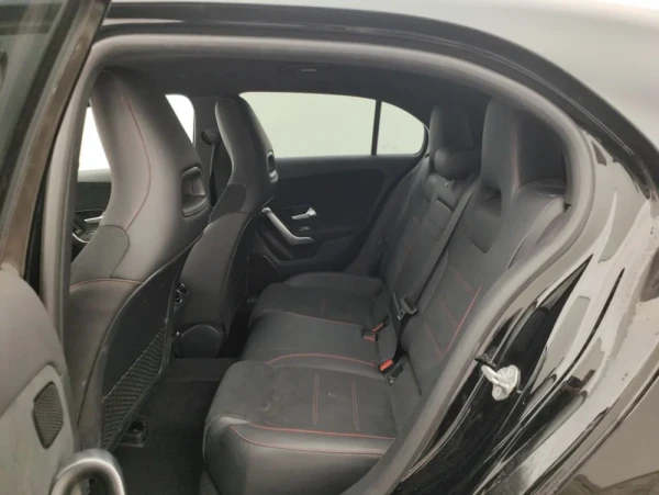 Mercedes-Benz A 250 A250E 7