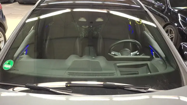 Mercedes-Benz C 300 e T 9G-TRONIC AMG Line 12