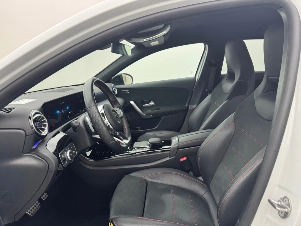 Mercedes-Benz A 250 E AMG 4