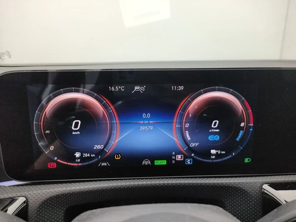 Mercedes-Benz A 250 A250E 6