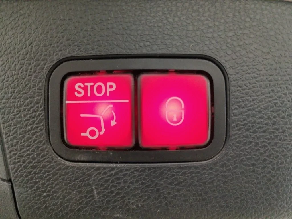 Mercedes-Benz EQC 400 4MATIC Business Solution 5d 20